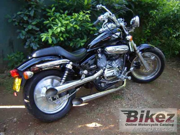 2002 Honda Magna 250 photo